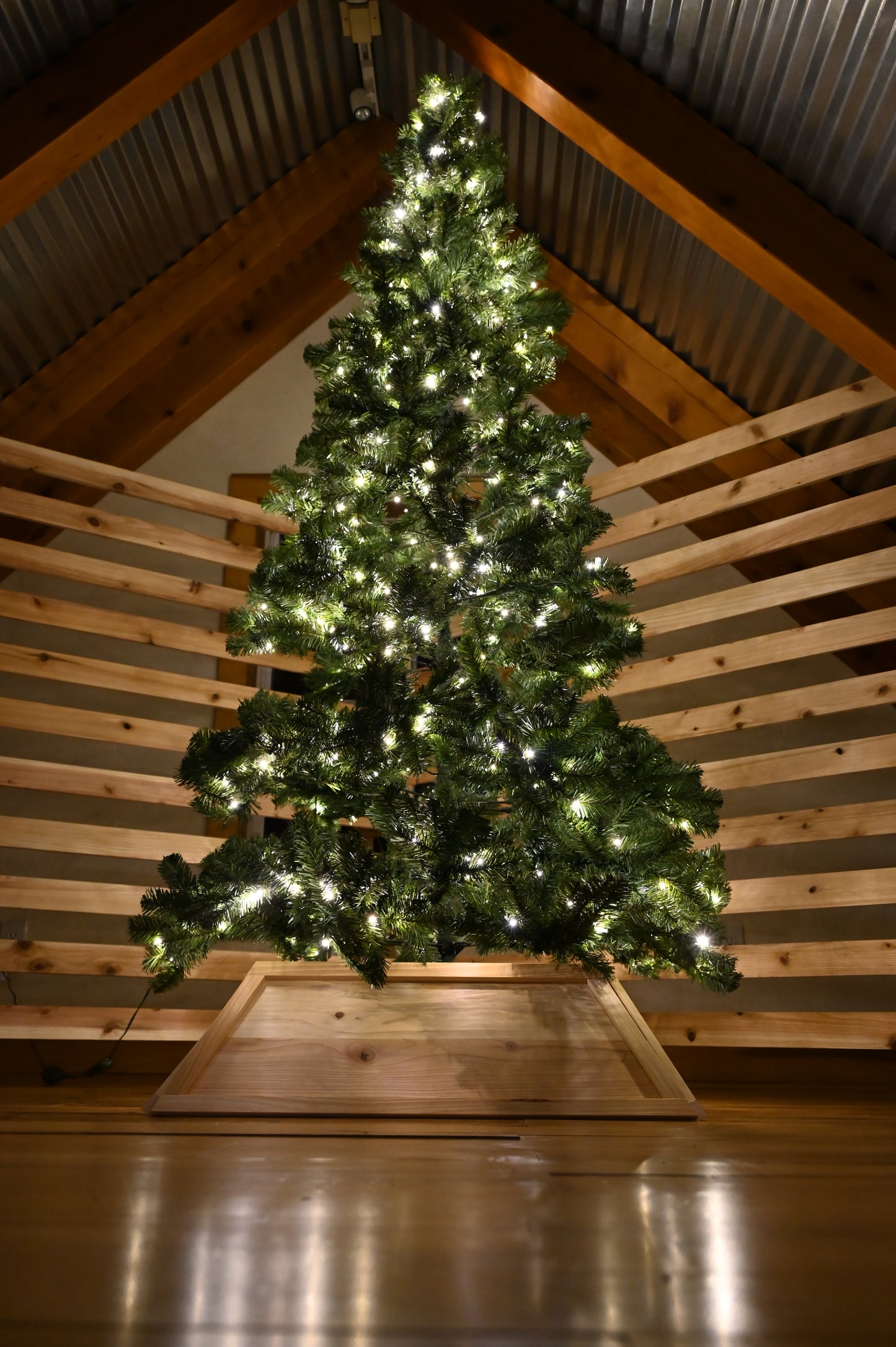 Cedar Christmas Tree Skirt